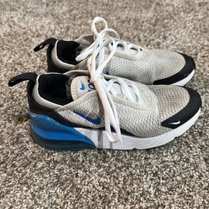 Nike kids 270s size 1Y